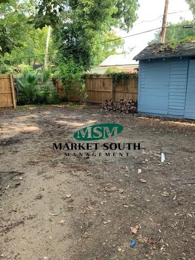 Foto del edificio - ~~~~NEW ON THE MARKET~~ 38th Street Cottage!!!