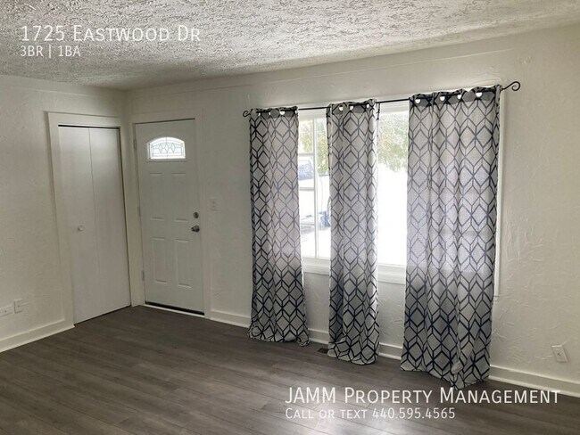 Foto del edificio - Rare 3-Bedroom Brunswick Find!