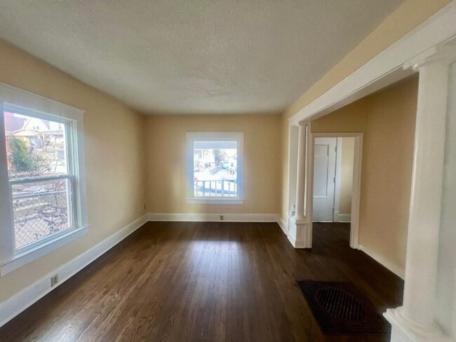 Foto del edificio - 933 Sandusky Ave