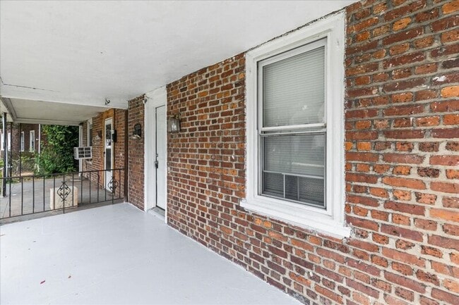 Foto del edificio - 2872 Kansas Rd