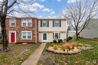 Building Photo - 7954 Clovertree Ct