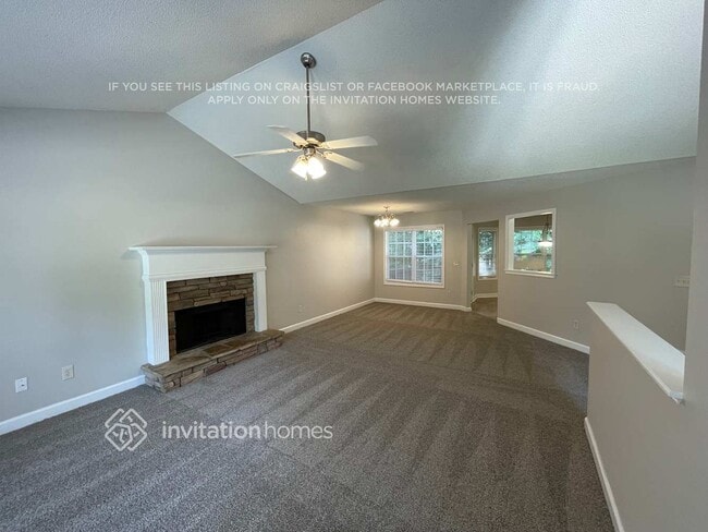 Building Photo - 2780 Douglas Ct