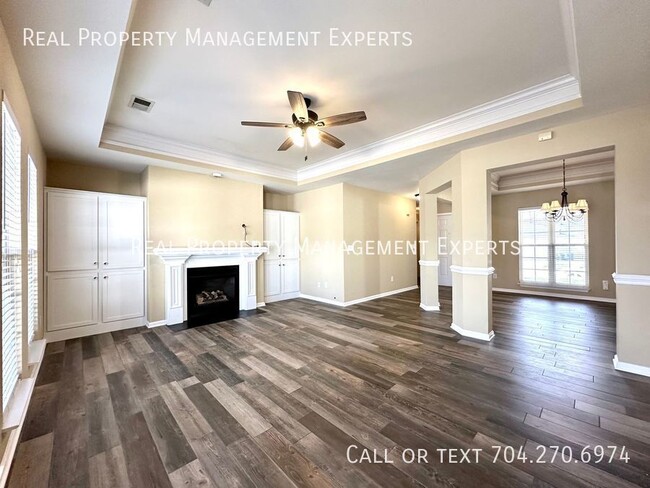 Building Photo - Charming 3BR/2BA Ranch in Charlotte!