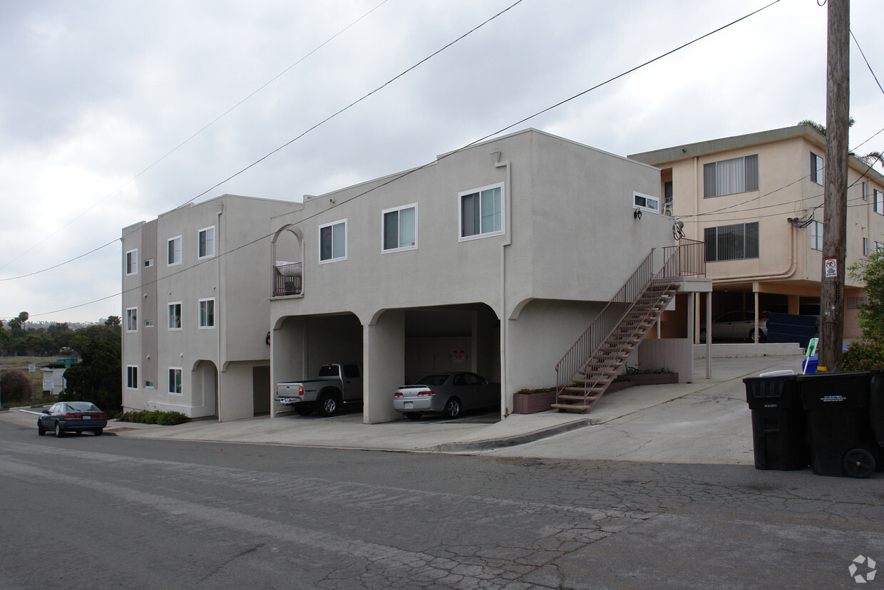 Building Photo - 4092 Crown Point Dr