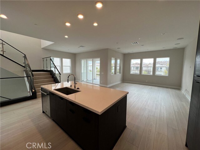 Building Photo - 110 Pin Ln