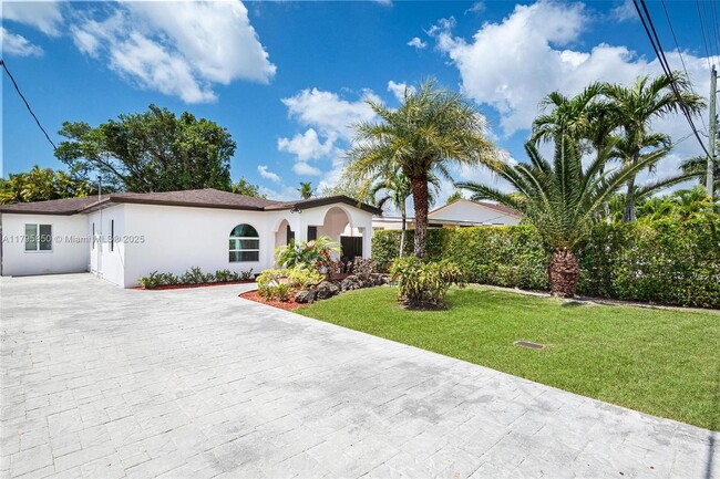 Foto del edificio - 6356 SW 32nd St