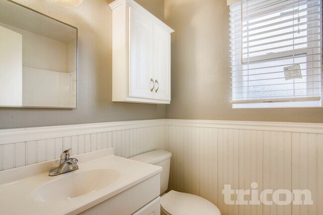 Building Photo - 1014 Misty Meadow Ct