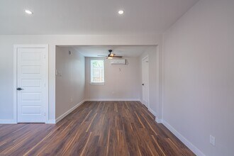 Building Photo - 4202 Clay St
