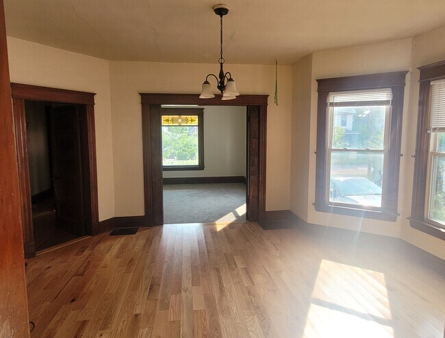 Living Room - 191 North Ave
