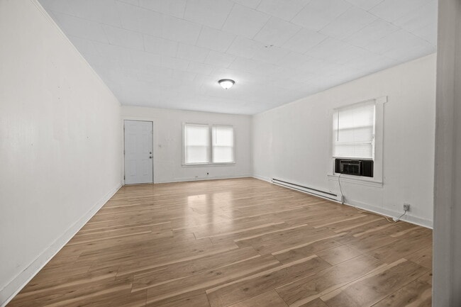 Living Room - 313 Burton Ave