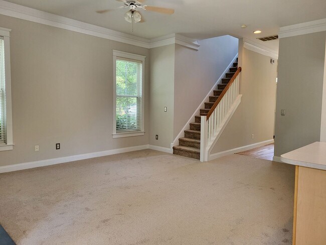 Building Photo - 3 bedroom home in Birkdale