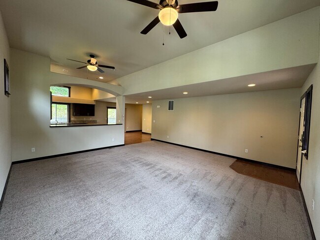 Foto del edificio - Gorgeous Mount Vernon Home 3 bedroom 2.5 Bathroom