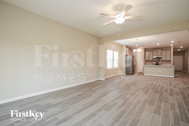 Building Photo - 263 Bloomfield Wy