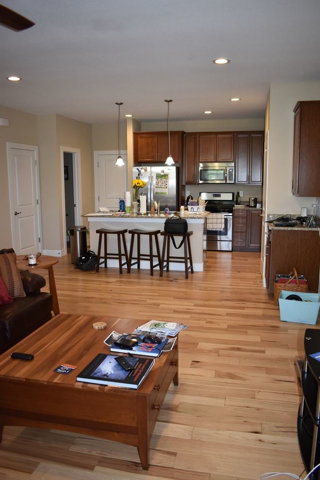 Foto del edificio - 611 Grandview Meadows Dr