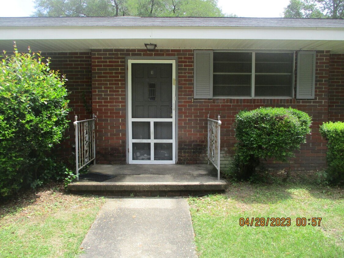 Foto principal - 1510 N Davis St