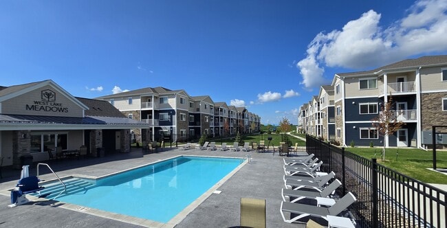 Building Photo - West Lake Meadows