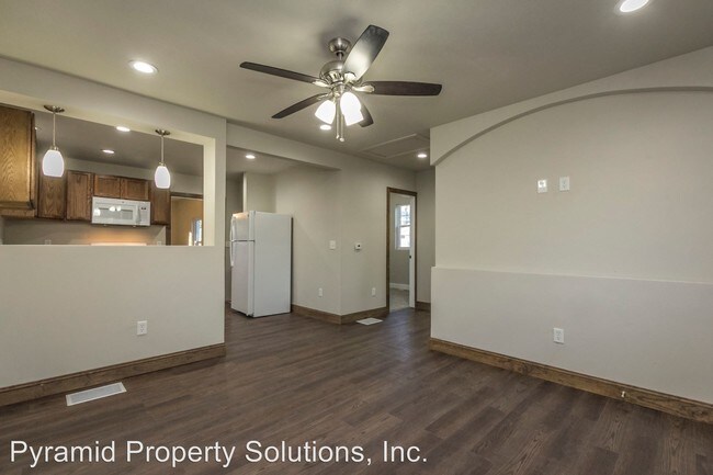 Building Photo - 3 br, 1 bath House - 2907 Maple St