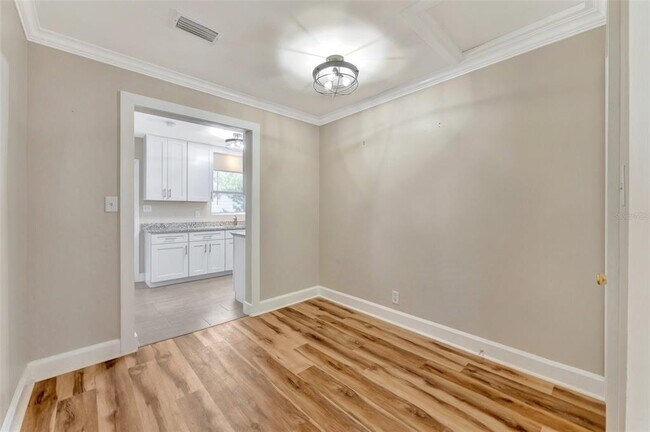Foto del edificio - 828 22nd Ave N