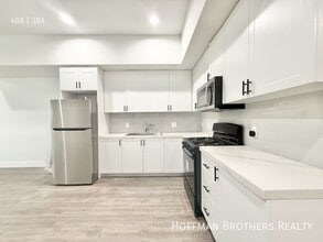 Building Photo - 6905 Ben Ave