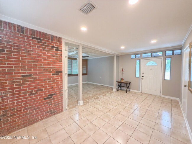 Building Photo - 6723 Cherbourg Ave S