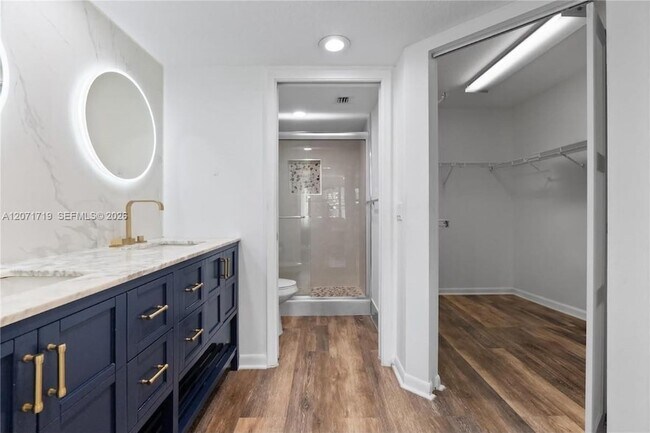 Building Photo - 12750 SW 4th Ct