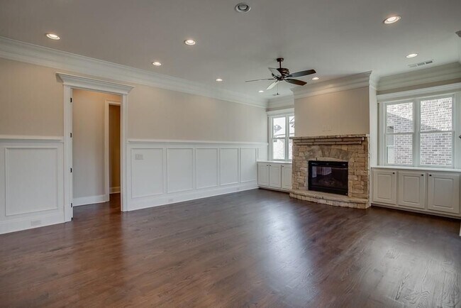 Foto del edificio - 5869 Chickasaw Ln