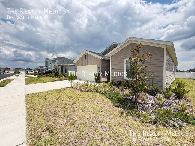 Building Photo - 6578 SW 89th Loop