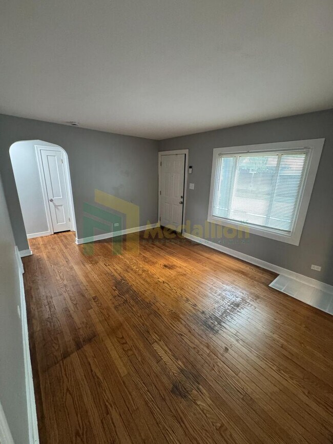 Foto del edificio - Stylish 4BR/2BA Home with Modern Updates &...