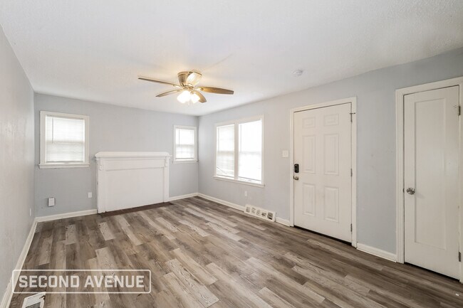 Foto del edificio - 4655 Benton Blvd