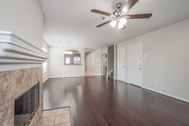 Foto del edificio - 23503 Maple View Dr