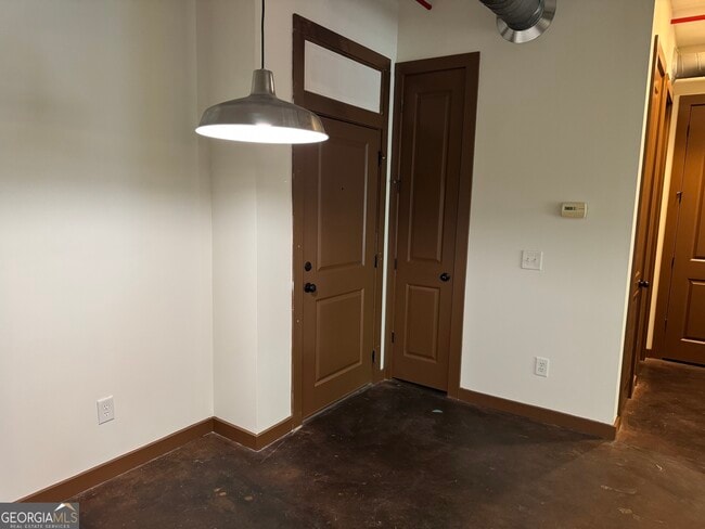 Foto del edificio - 250 Martha Dr