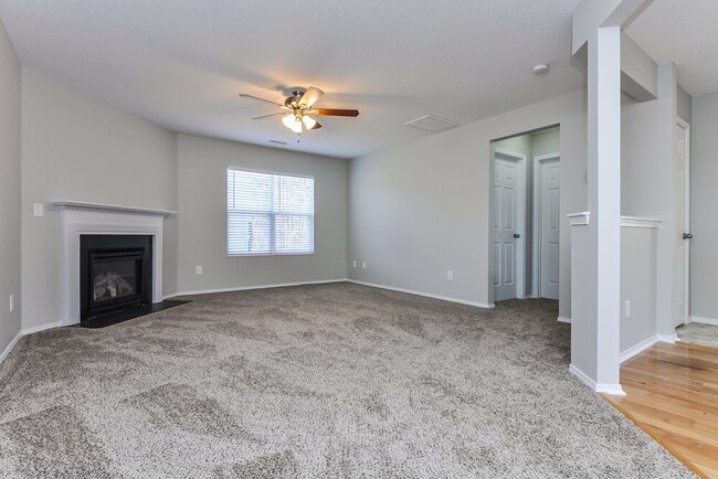 Building Photo - 3129 Varcroft Rd