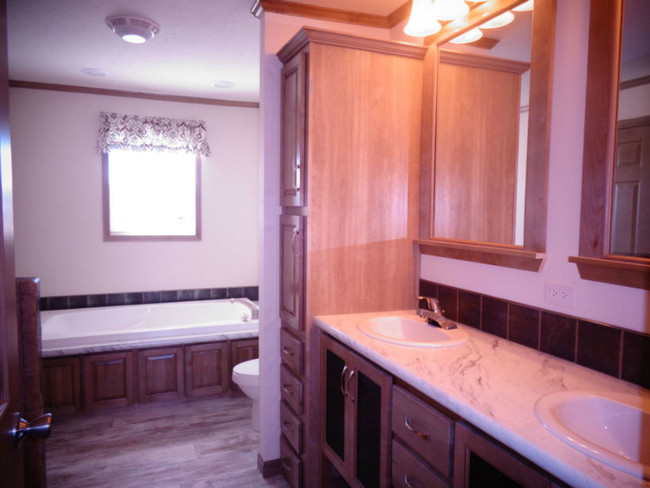 Building Photo - 11182 Spring Arbor Ct