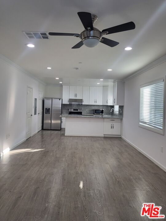 Foto del edificio - 2758 W 12th St