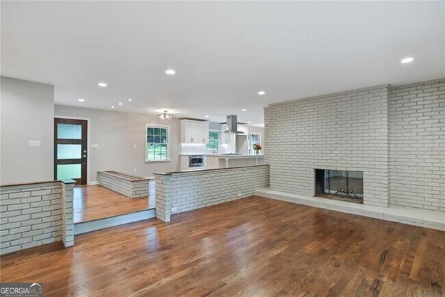 Foto del edificio - 4176 Triple Creek Ct NE