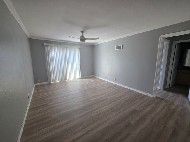 Building Photo - 4225 Florida St