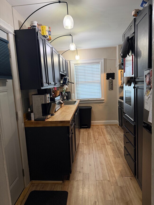 Cocina - 997 Neil Ave