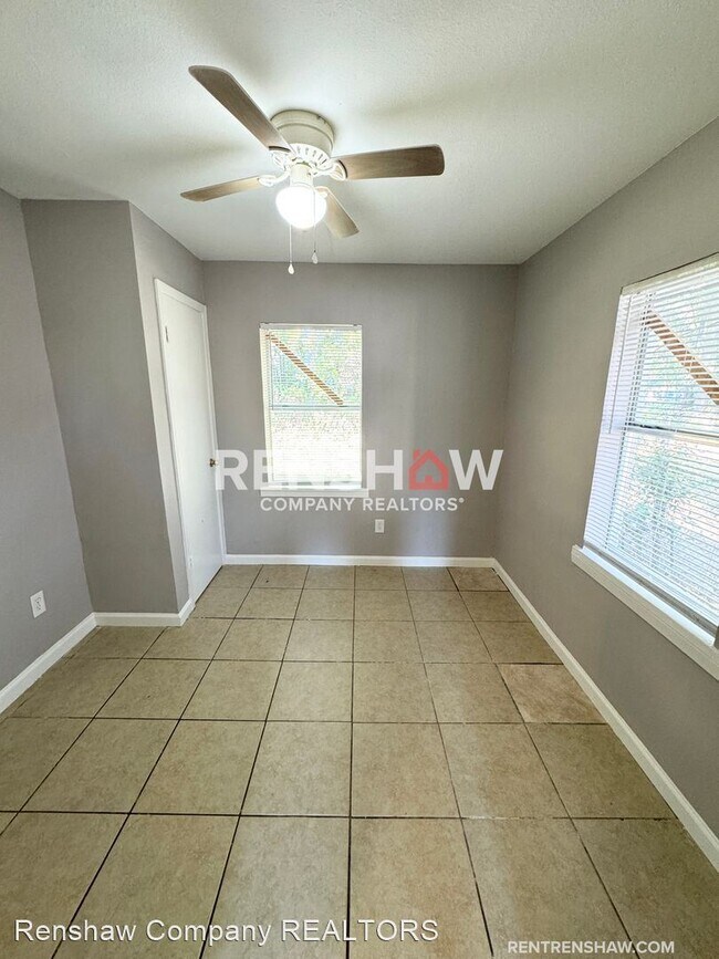 Building Photo - 2 br, 1 bath House - 2111 Perry Rd