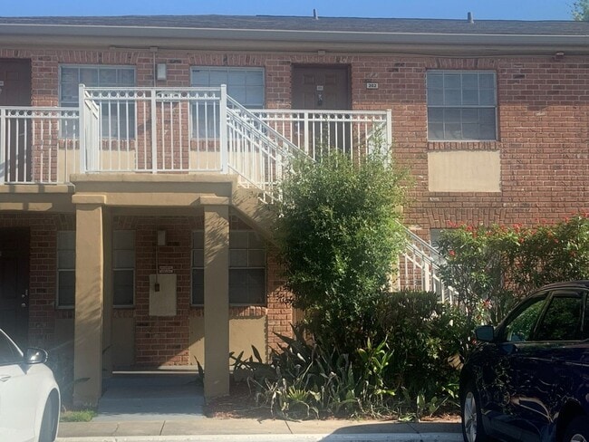 Building Photo - Stylish 1-Bedroom Studio in Carrington Park!