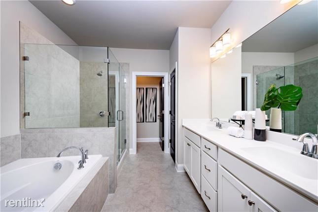 Building Photo - 3 br, 3 bath House - 825 Angora Alley