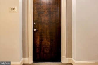 Building Photo - 1023 N Royal St