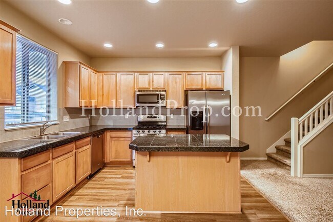 Foto del edificio - 4 br, 2.5 bath House - 1408 NE Edgefield St