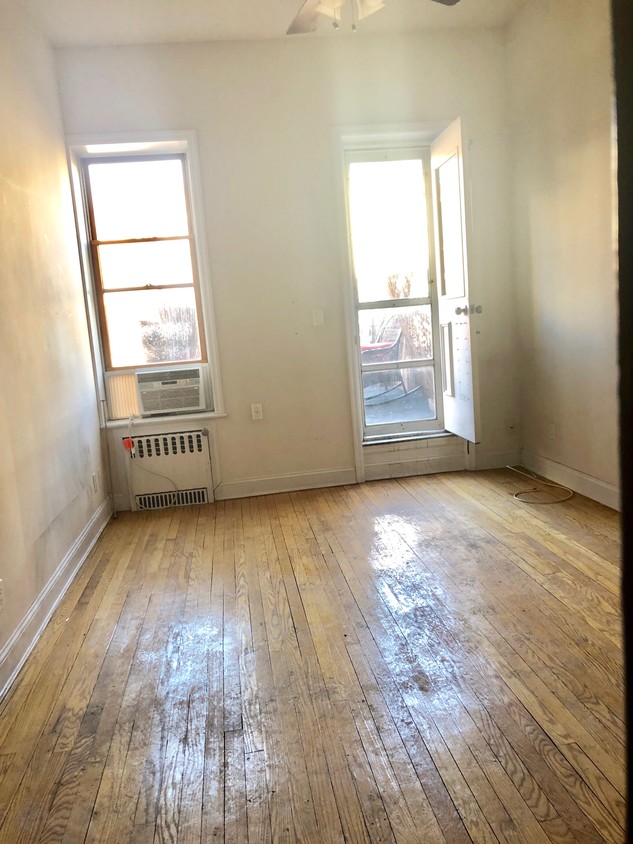 Primary Photo - 143 W 73rd St