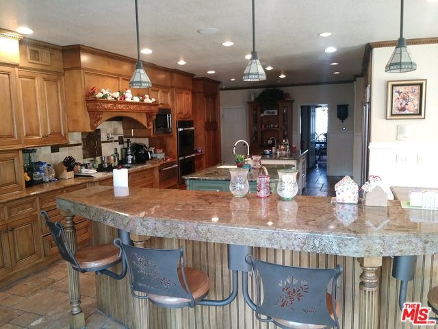 Foto del edificio - 26408 MacMillan Ranch Rd