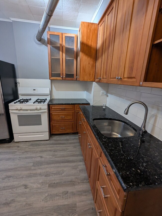 Foto del edificio - 11339 S Langley Ave