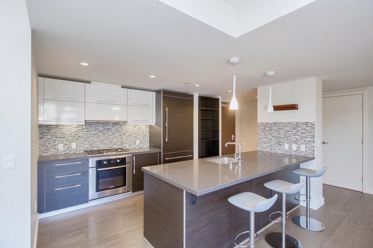 Foto principal - 480 Mission Bay Blvd N