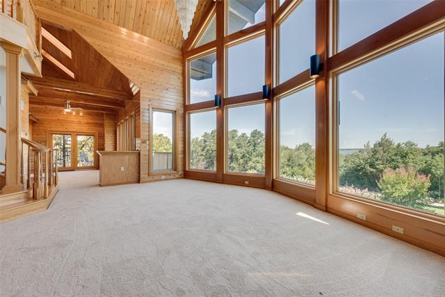 Foto del edificio - 3733 Oakwood Dr