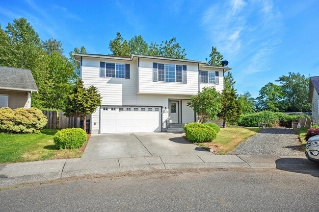 Foto del edificio - 4413 Carstan Ct