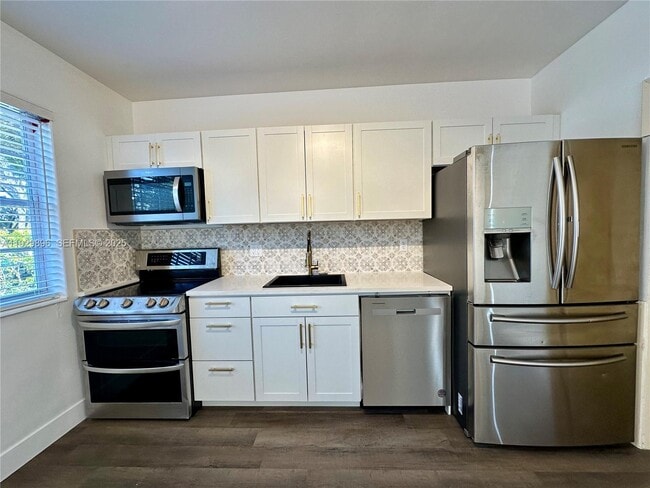 Building Photo - 1788 NE 169th St