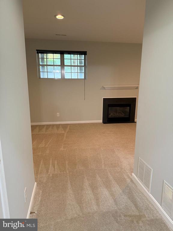Building Photo - 16313 Eastham Ct